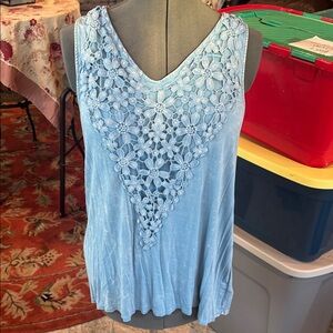 Knox Rose Light Blue Lace Front Blouse Sleeveless